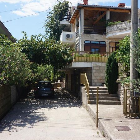 טרביניה Apartments Bozic מראה חיצוני תמונה