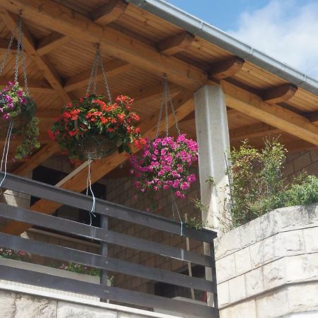טרביניה Apartments Bozic מראה חיצוני תמונה