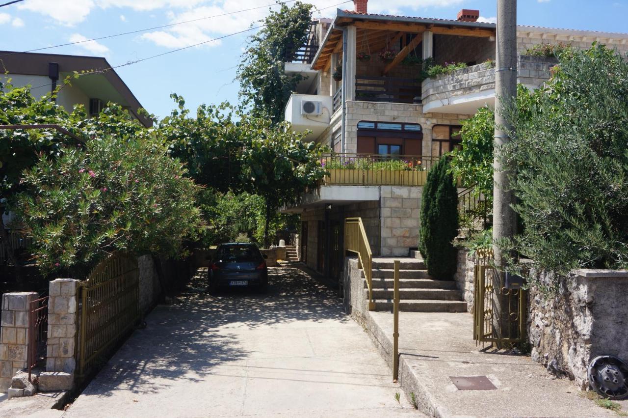 טרביניה Apartments Bozic מראה חיצוני תמונה