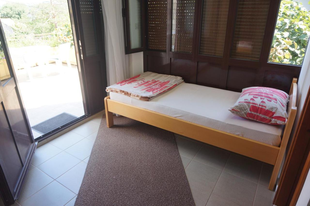 טרביניה Apartments Bozic מראה חיצוני תמונה