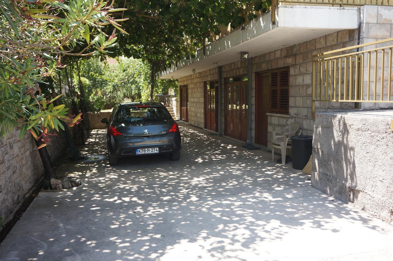 טרביניה Apartments Bozic מראה חיצוני תמונה
