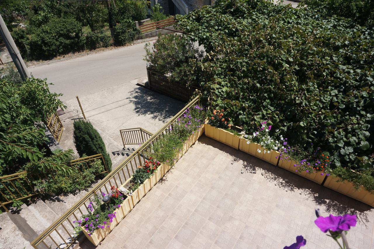 טרביניה Apartments Bozic מראה חיצוני תמונה