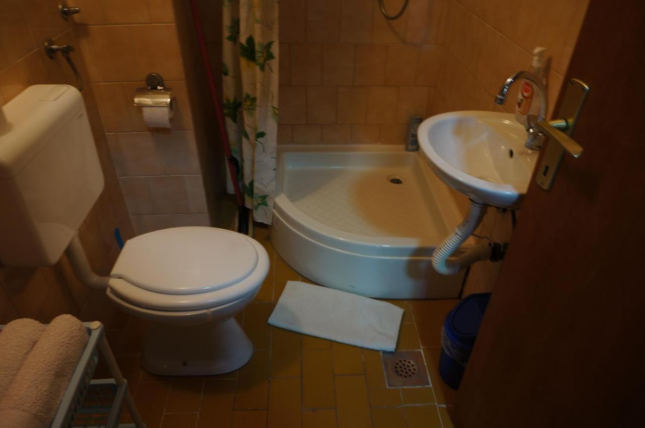 טרביניה Apartments Bozic מראה חיצוני תמונה