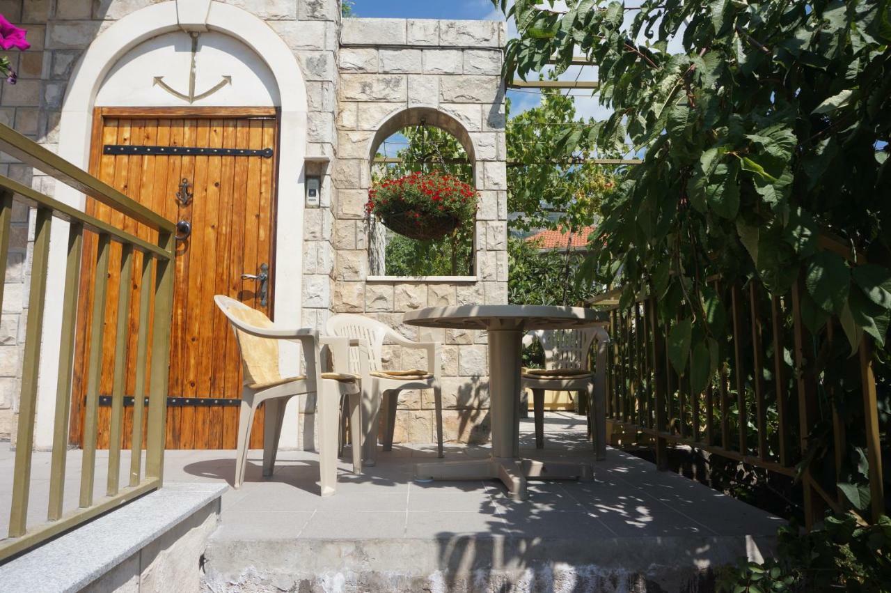 טרביניה Apartments Bozic מראה חיצוני תמונה