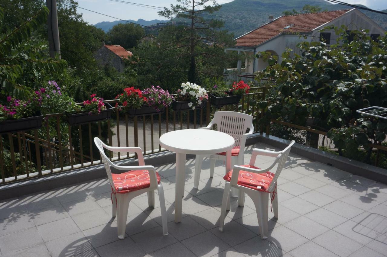 טרביניה Apartments Bozic מראה חיצוני תמונה